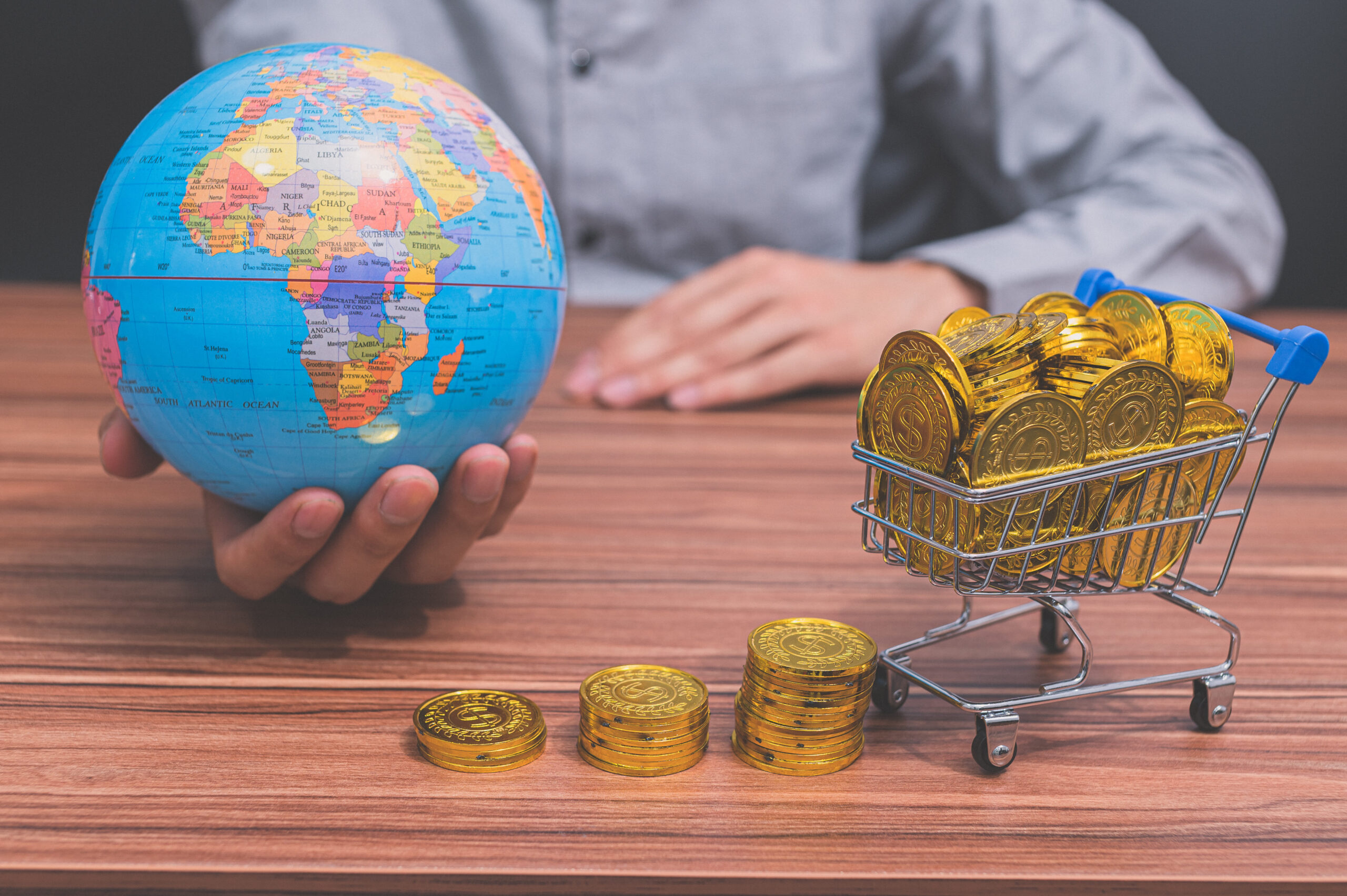 global-investment-strategy-a-world-of-golden-oppo-2026-03-18-05-42-08-utc